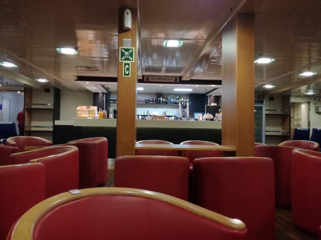 Le salon du ferry