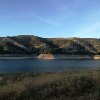 Le lac d'Iznajar en Andalousie